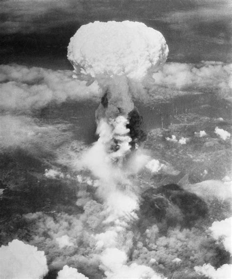 bomba atomica de hiroshima - recheio para ovo de colher